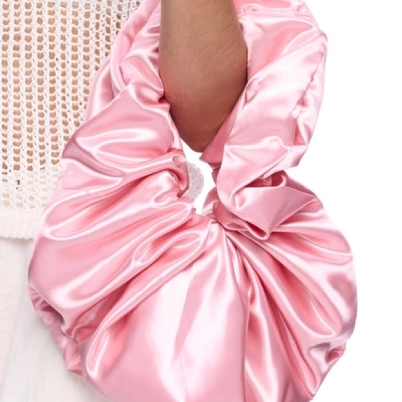 Room Shop “Bounce Baguette” Pink Scrunchie Handbag - Picture 2 of 7